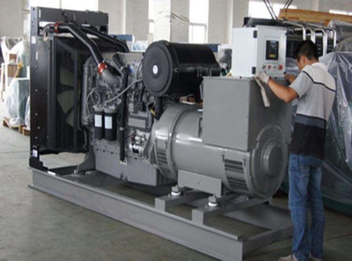 北海柴油发电机空气滤清器堵塞会对发电机组产生哪些影响？