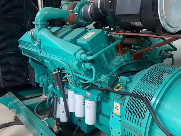 北海更换100kW柴油发电机组机油时，需要注意哪些事项？