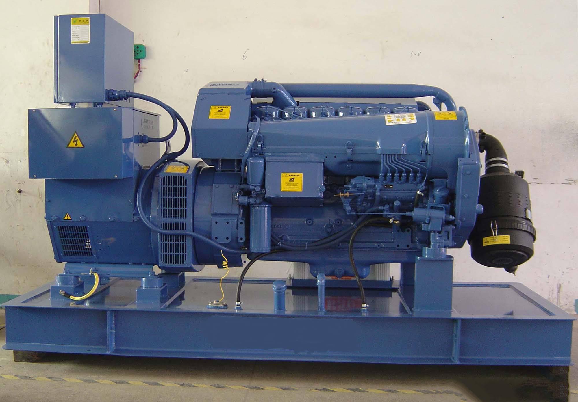 北海汽油发电机组冬季启动前，电瓶需要做哪些检查和维护？