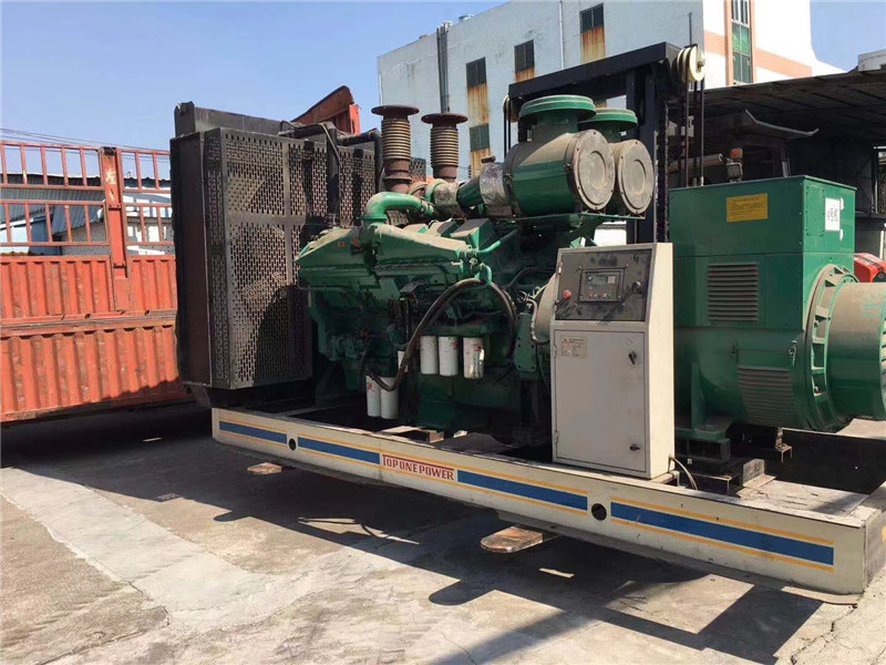 北海如何判断柴油发电机组的机油温度是否达到了合适的预热温度？