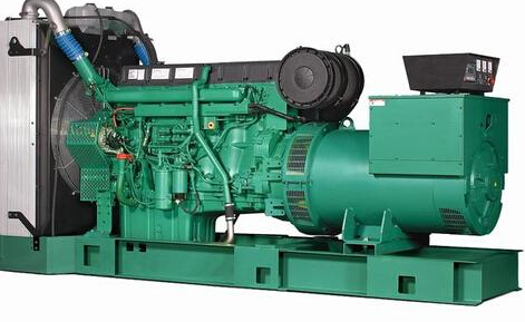 北海发电机除垢后需要用清水冲洗水冷式机油散热器几次？